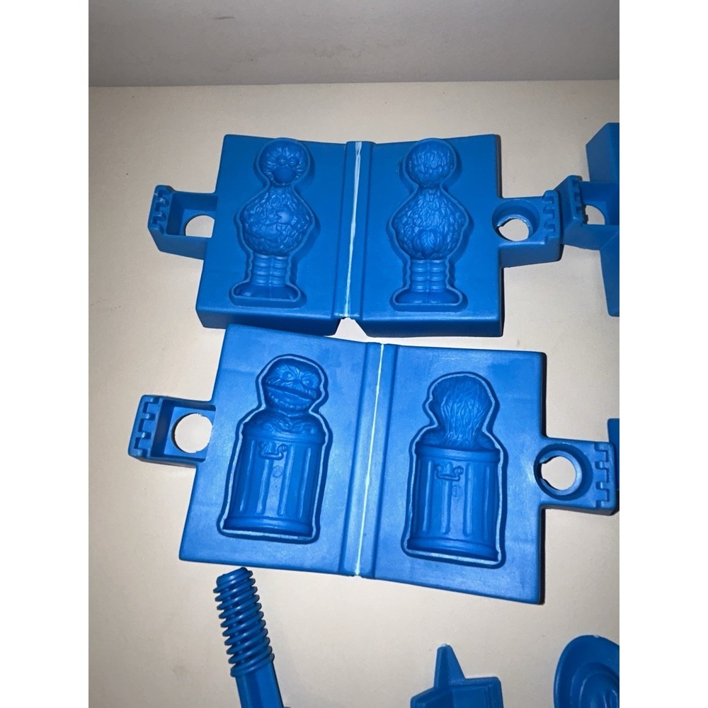 Vintage Sesame Street Color Dough 3-In-1 Activity Set Molds Big Bird - Picture 3 of 9